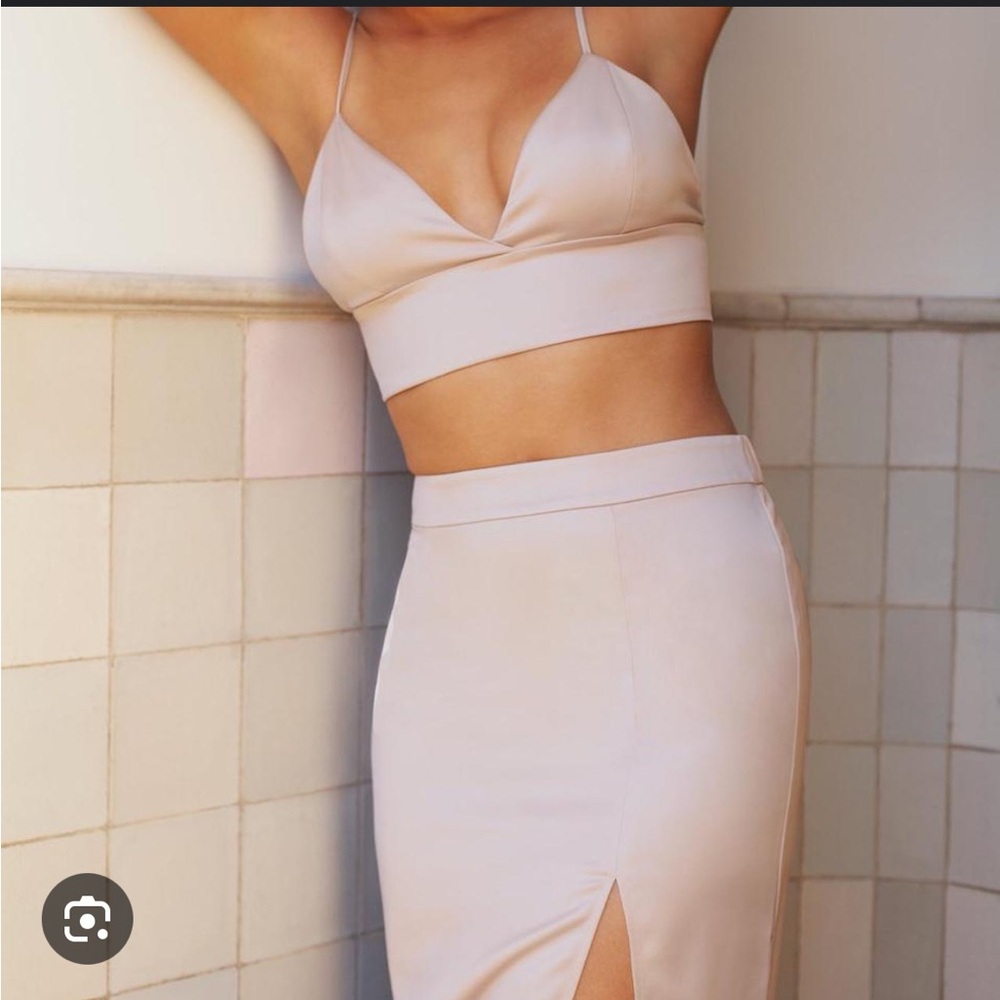 NWT Aritzia Babaton aria bra top